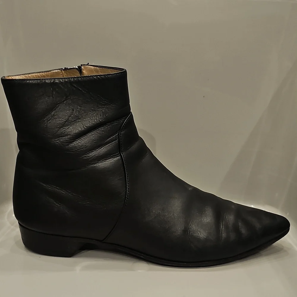 ALUMNAE Elegant Black Leather Booties